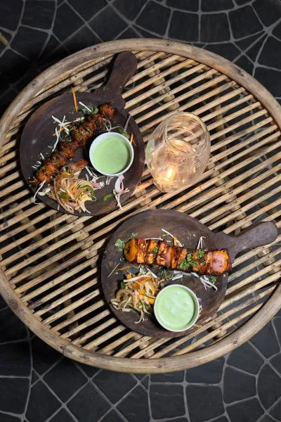 Barbecue platters with kebabs and chutneys